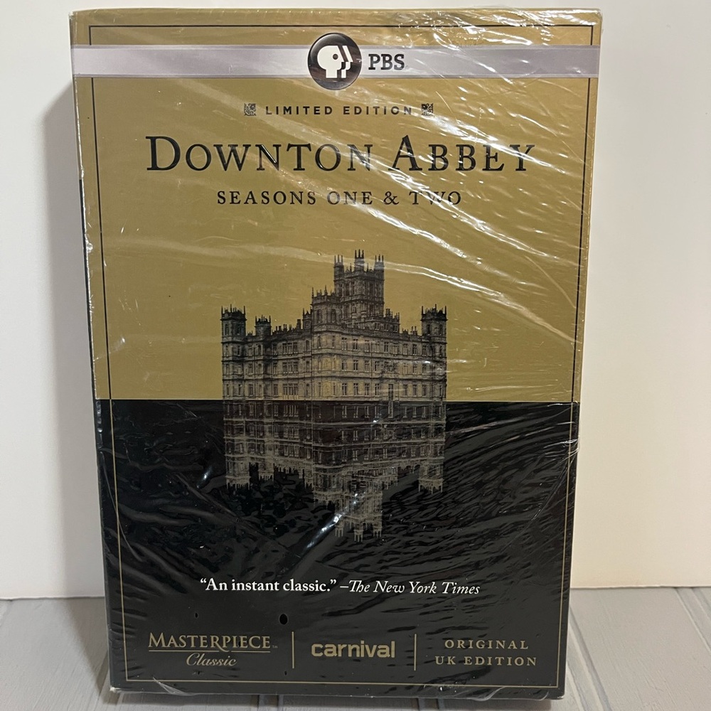 Downton Abbey Limited Edition DVD Set Seasons One And‎ Two New In Package PBS